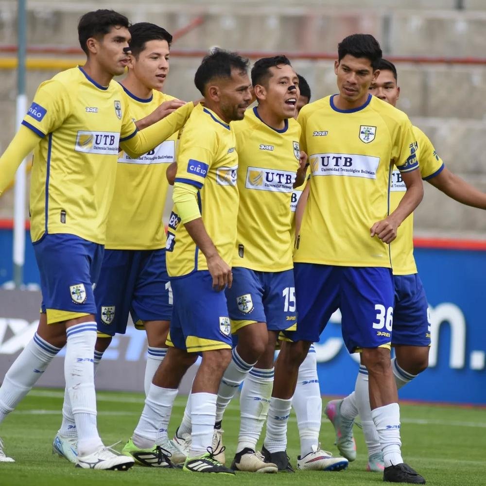 Festejo en equipo del Club ABB